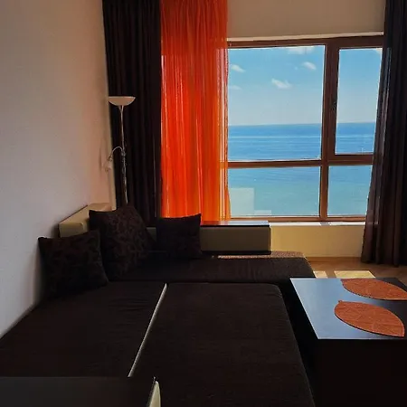 Fresh Orange Cabacum Apartment Varna