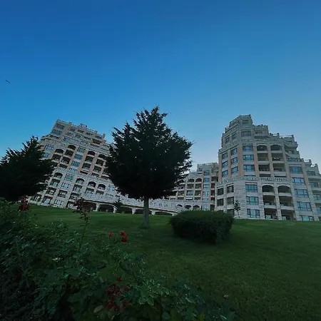Fresh Orange Cabacum Apartment Varna